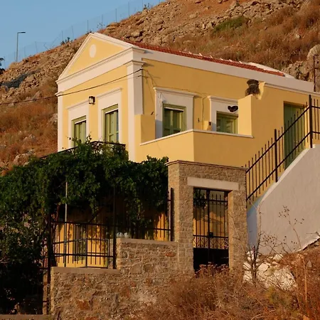 Asiminas House *